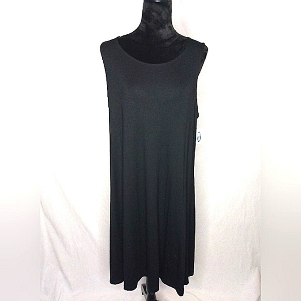 Old Navy Flowy black Sleeveless Dress